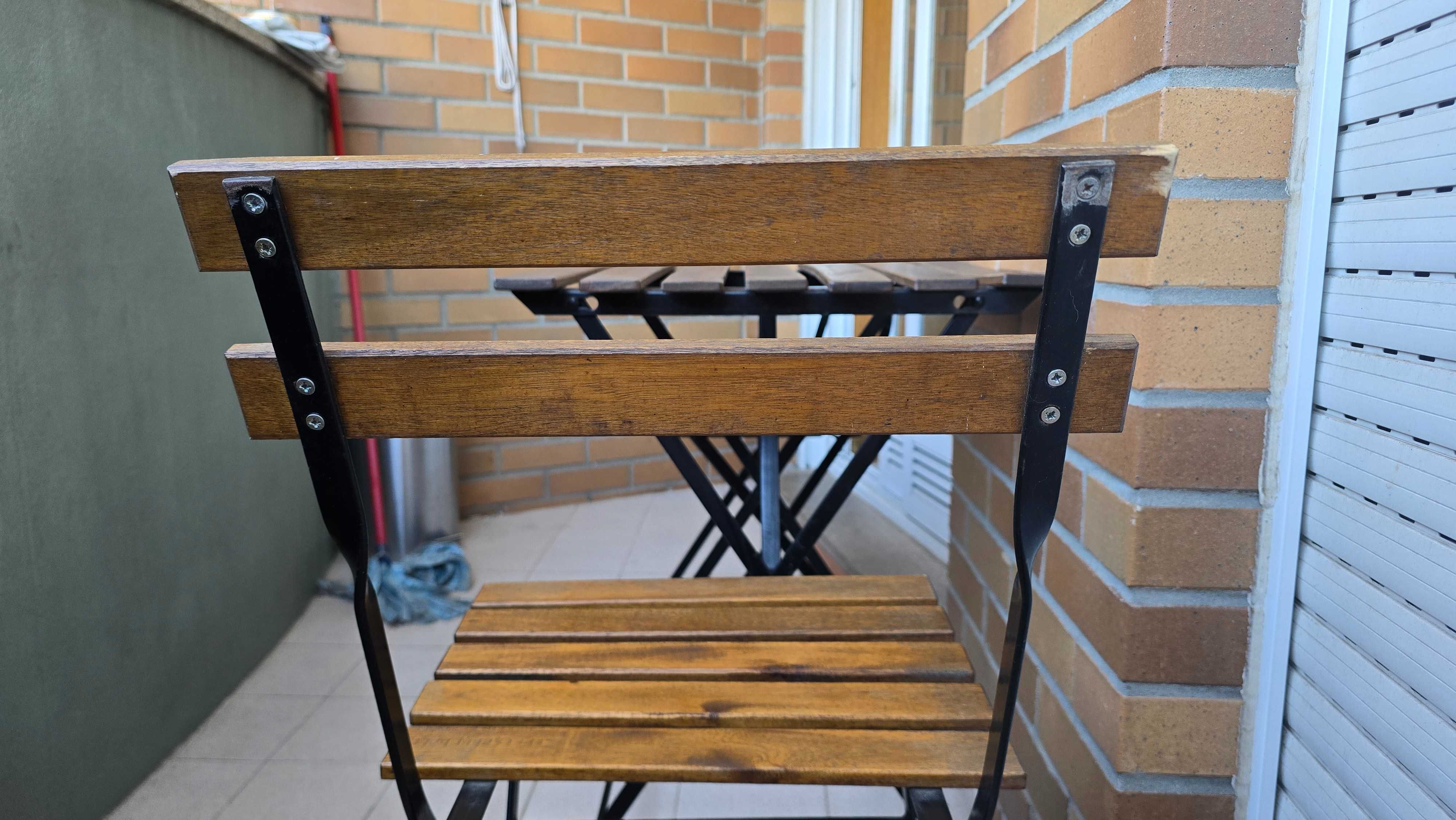 Mesa + 2 Cadeiras p/ Exterior