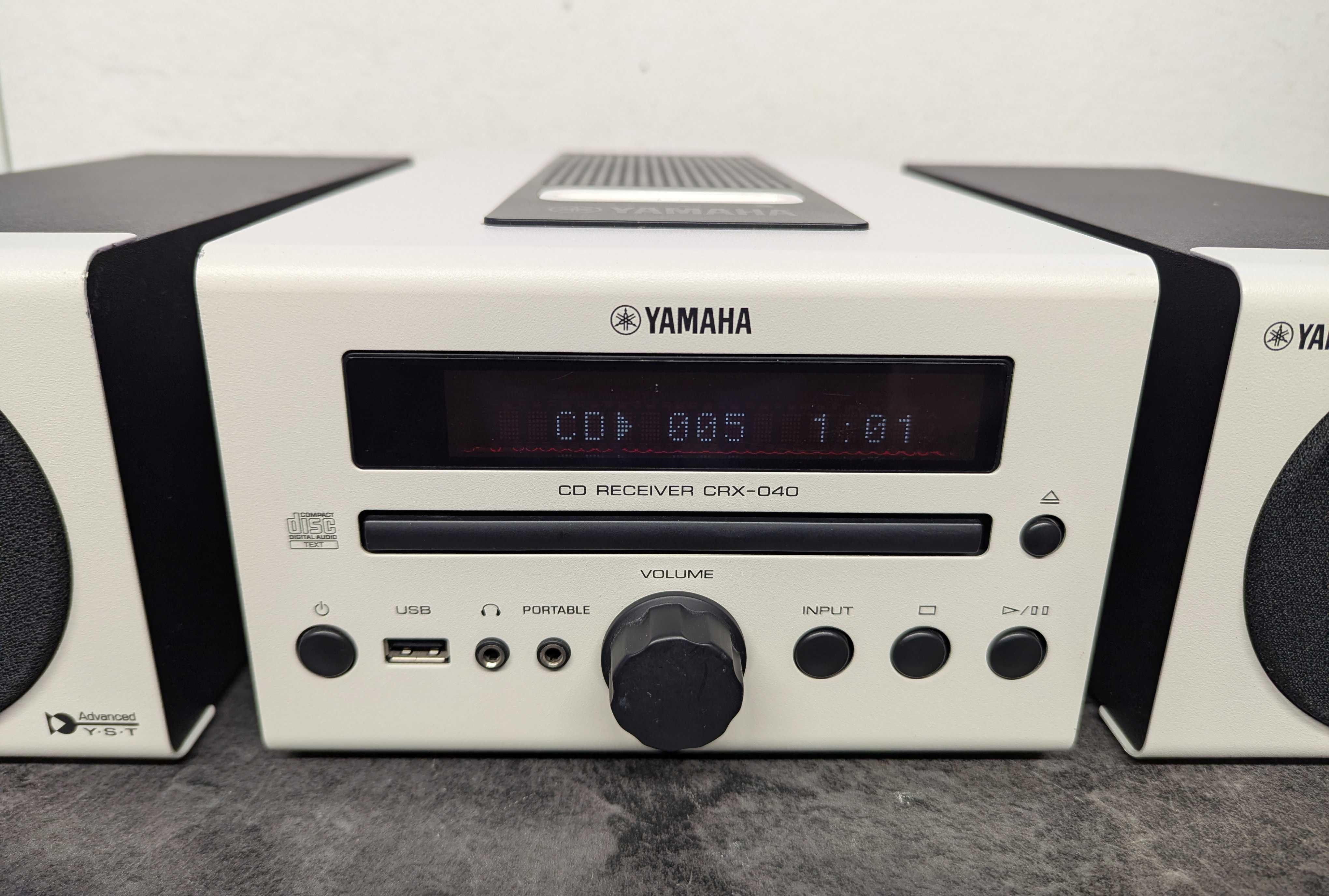 Мікро стерео система Yamaha MCR-040.