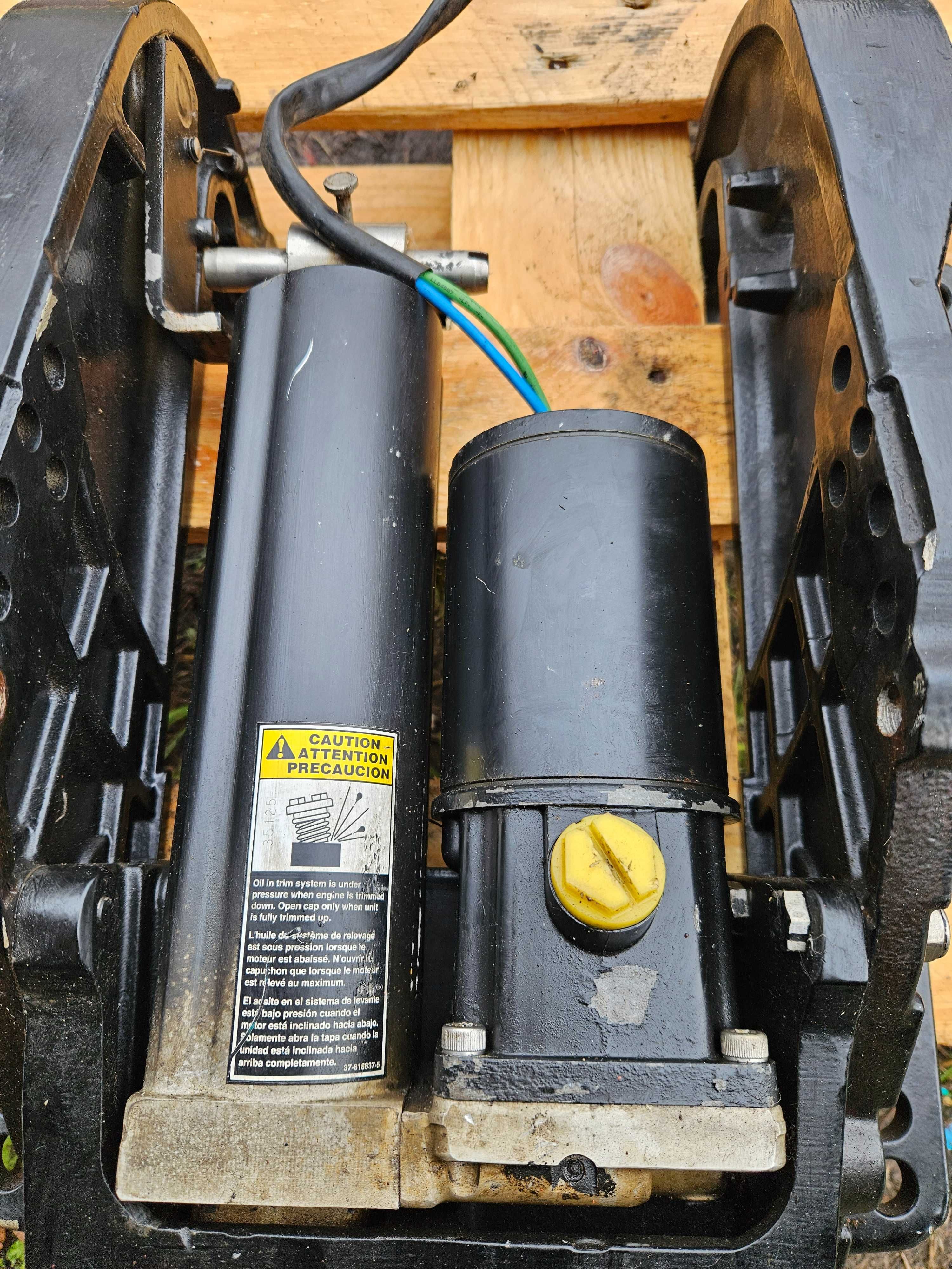 Power trym kompletny mercury 60/90hp