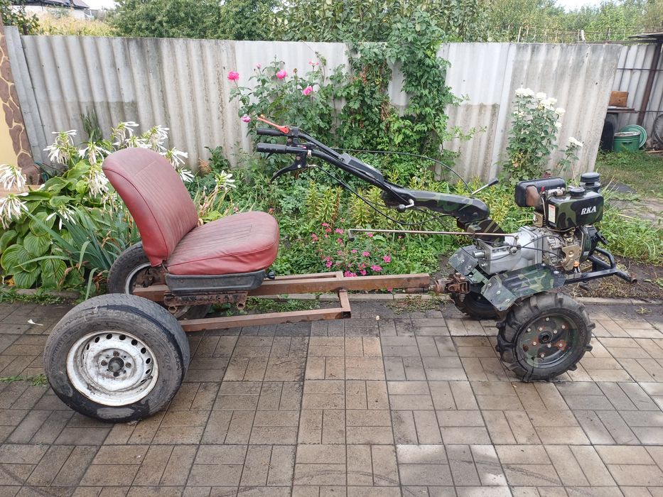 Продам мотоблок Зірка з адаптером.