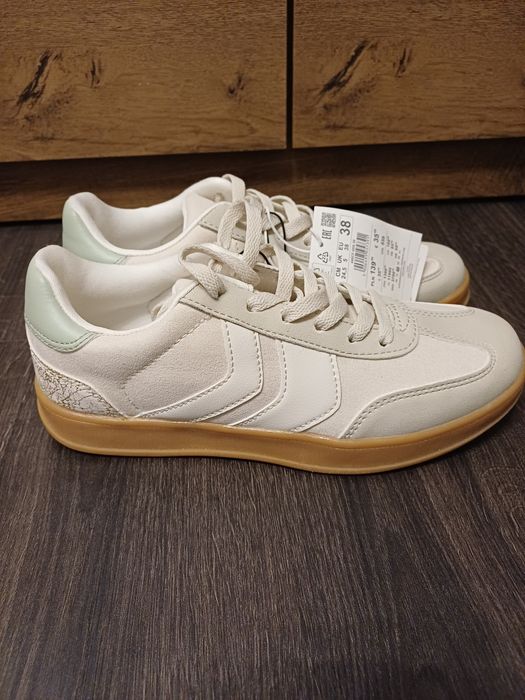 Sneakersy Reserved r. 38 nowe