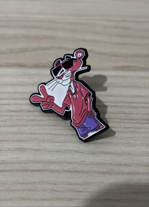 Przypinka pin badge broszka Różowa Pantera inspektor Clouseau