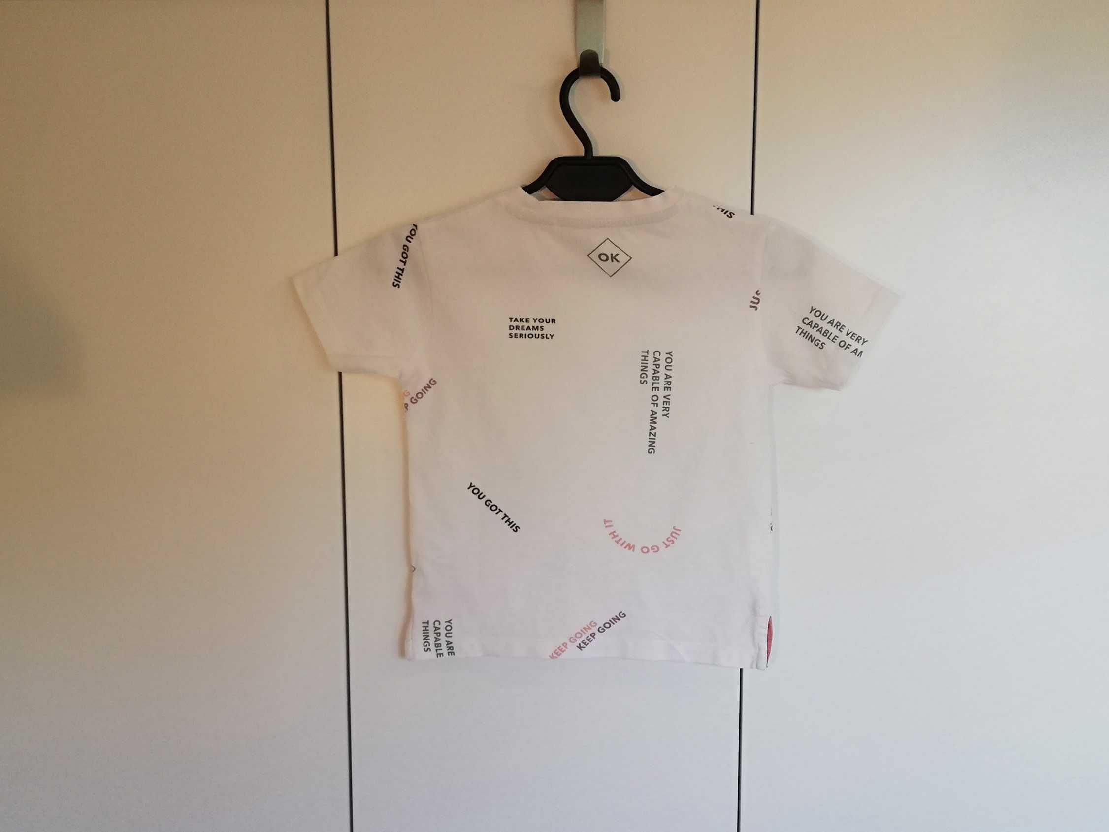 Biały T-shirt z napisami RESERVED rozm.116