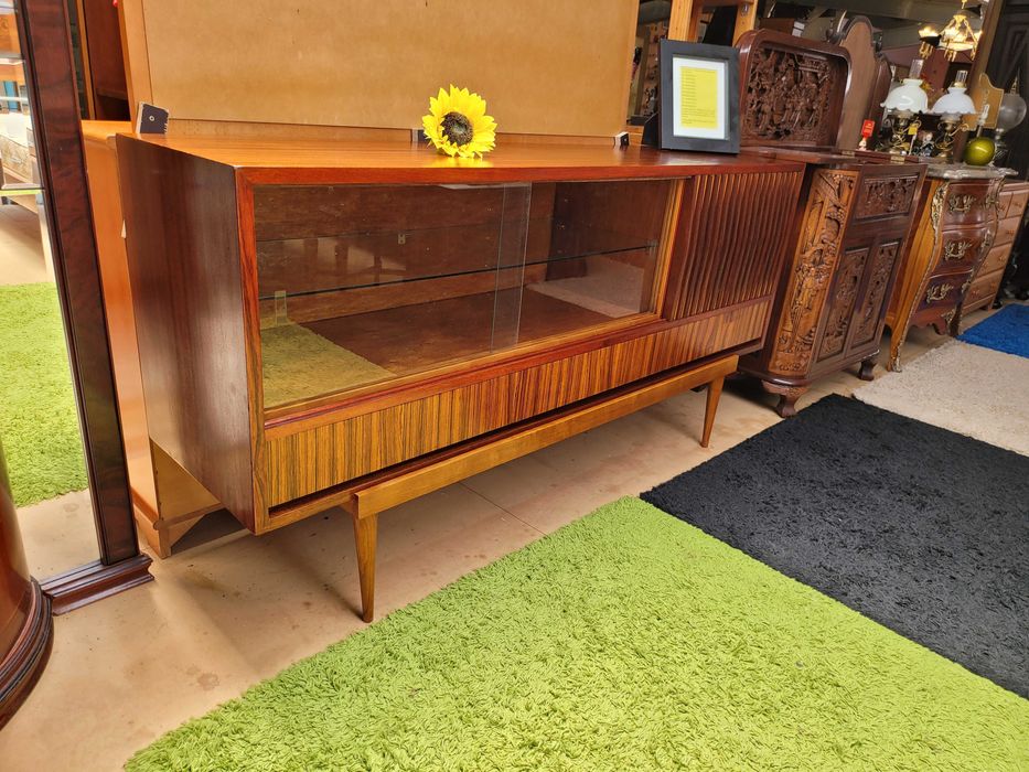 Aparador vintage - Totalmente restaurado