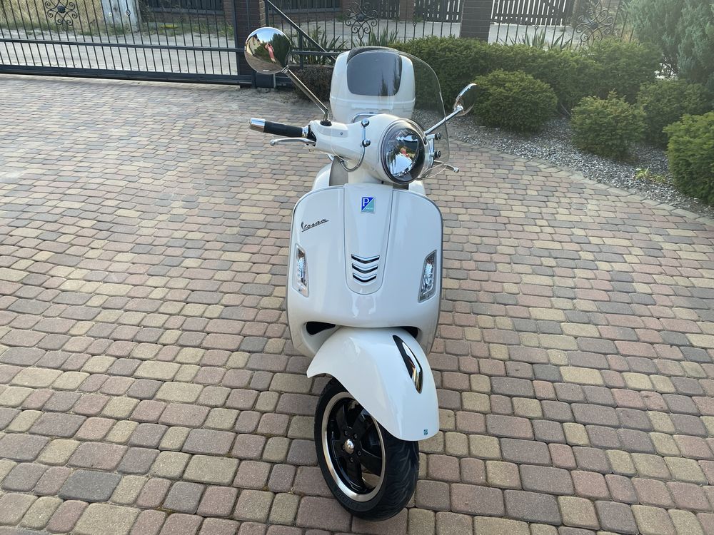 Vespa Gts 300ie , bezwypadkowy.