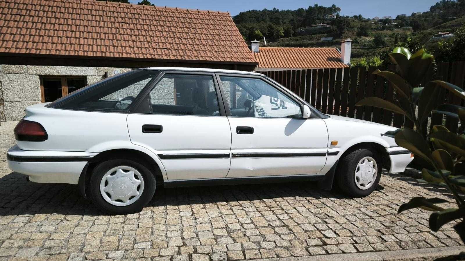 Toyota corolla liftback de 1989 (poucas unidades em circulação)