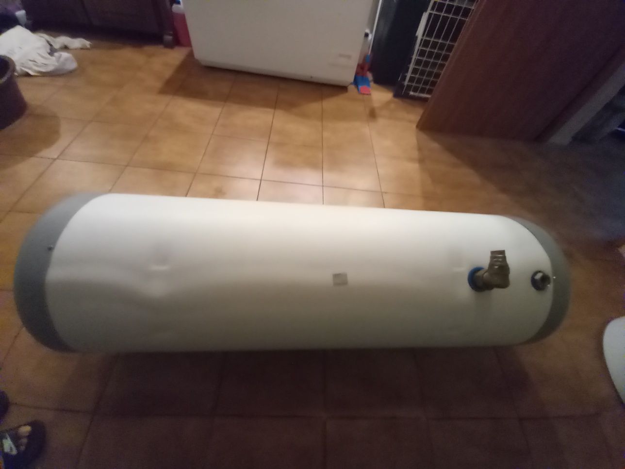 Zasbnik , bufor na wodę biawar z bojlerem