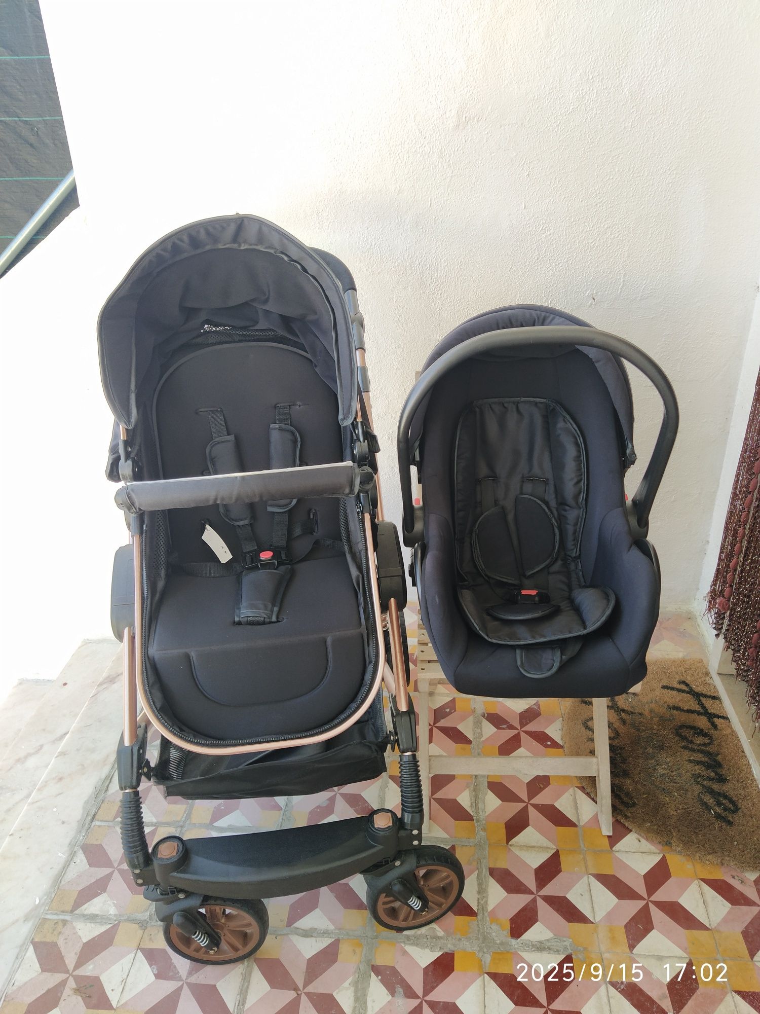 Carrinho de bebé 3 em 1