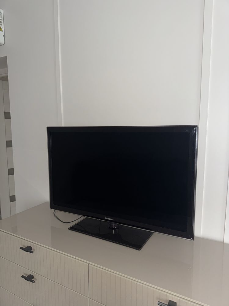 Телевізор samsung ue40D5500