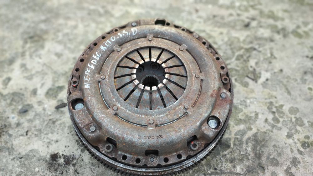 Комплект Зчеплення Сцепления Mercedes Vito 638 2.3 Diesel