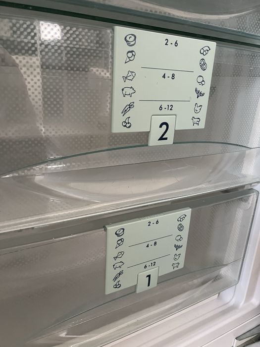 Lodowko- zamrazalka pod zabudowe