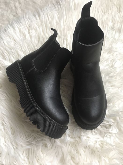 Женские ботинки челси