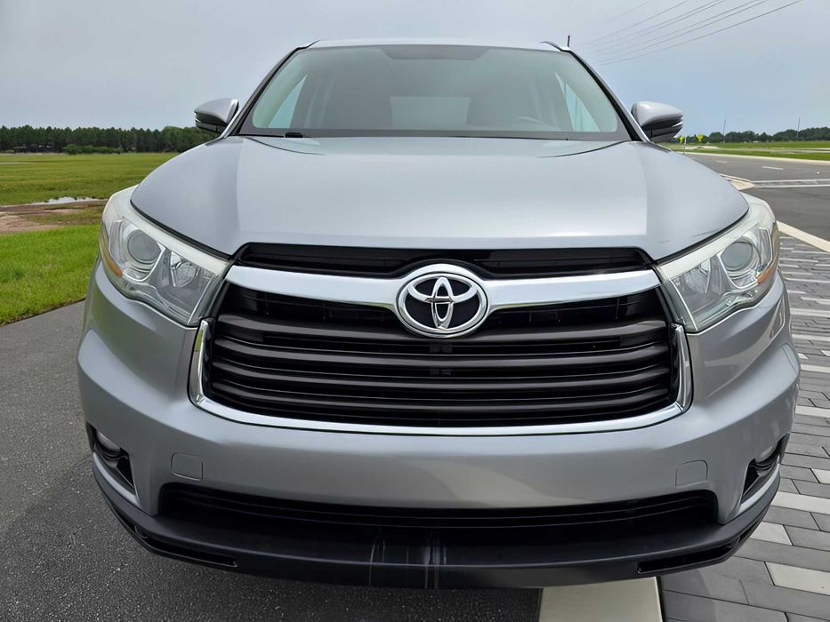 Toyota Highlander      2015