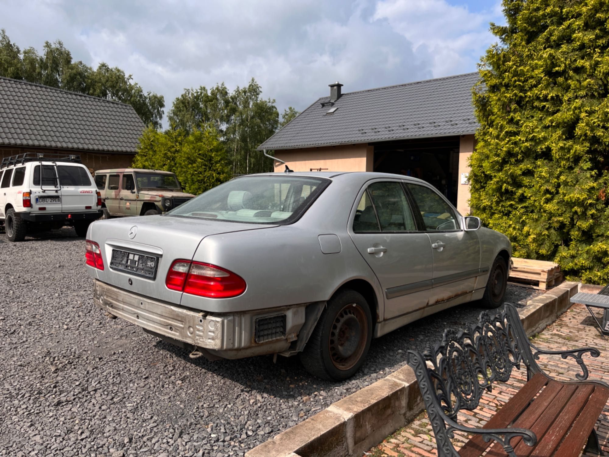 Mercedes E Klasa 210 bez silnika