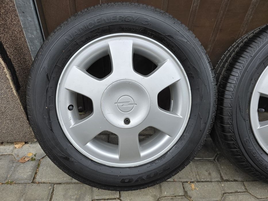 Felgi z oponami 165/65R14 Opel Agila 4x100 Suzuki Swift Alto Yaris