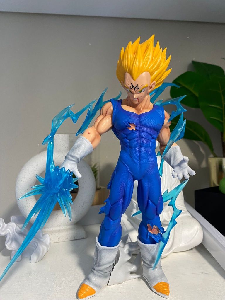 Figura dragon ball Majin Vegeta