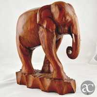Vintage - Escultura de Elefante em madeira