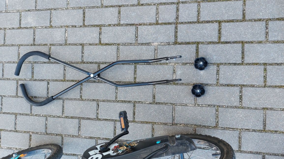 Rower Btwin 16 cali Pirat Decathlon drążki kask