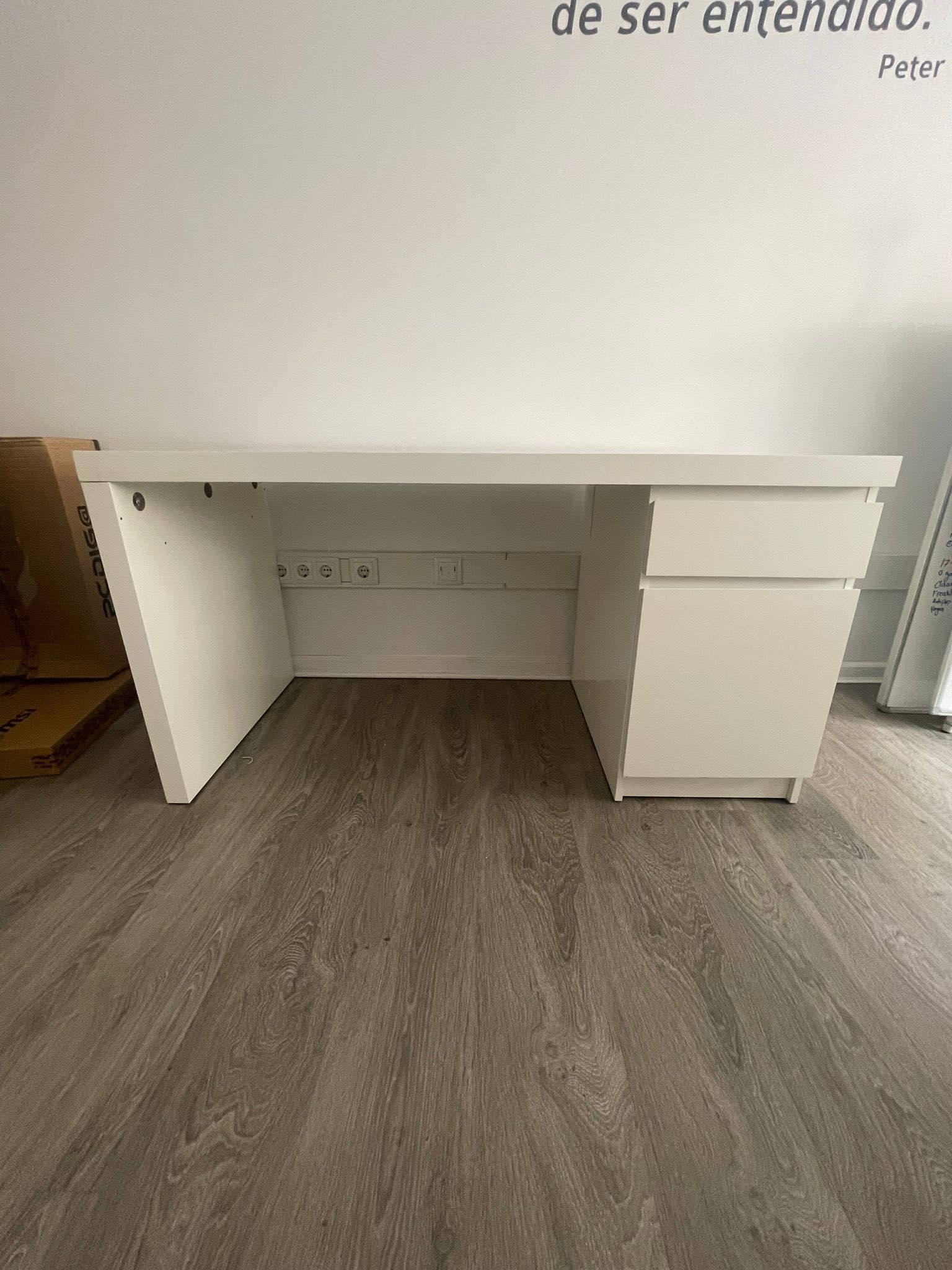 Secretária MALM IKEA