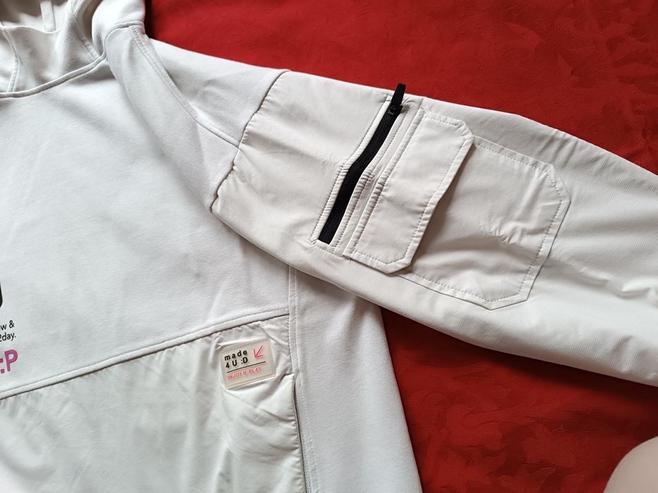 Sweat branca Rapaz. Primavera. 11 a 12 Anos