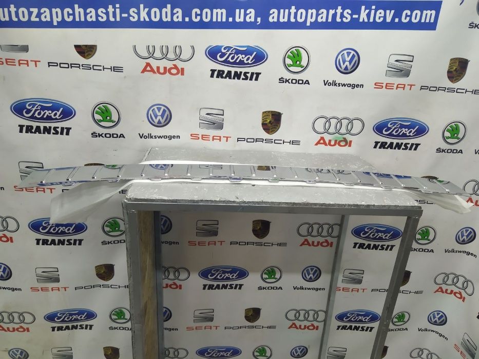 Решетка touareg nf tiguan CC skoda a5 a7 passat b7 b8