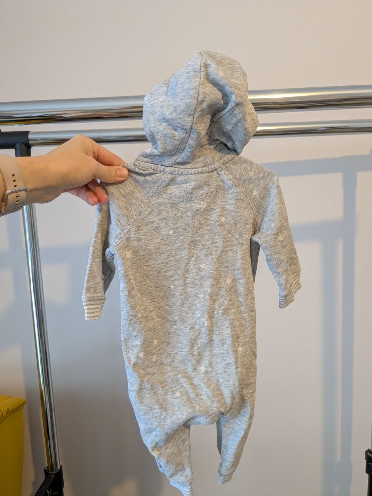 Cienki kombinezon/pajac bez stópek, z kapturem  unisex, H&M 56.