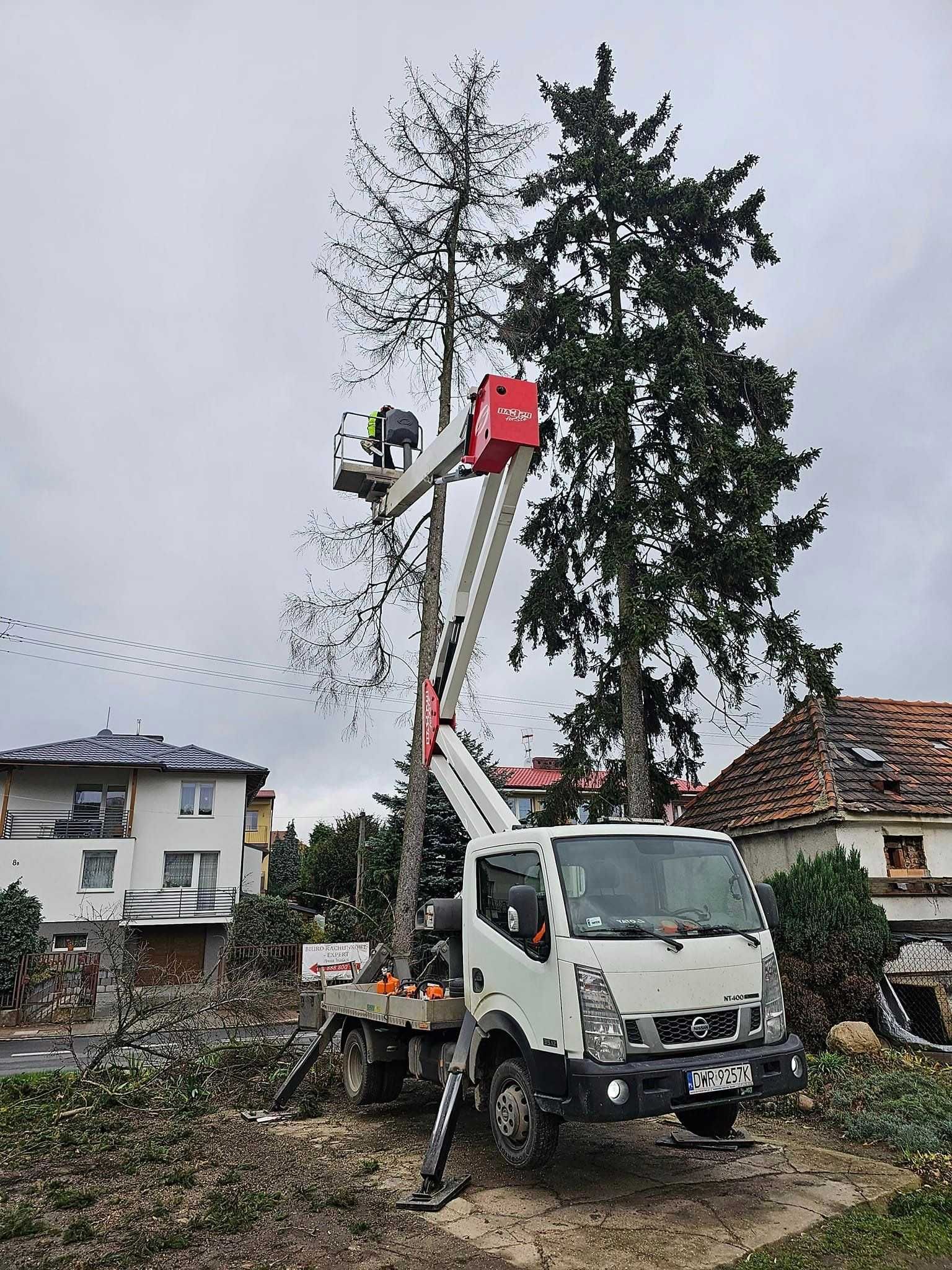 Podnośnik koszowy, zwyżka  24m Wrocław wynajem, wycinki, usługi
