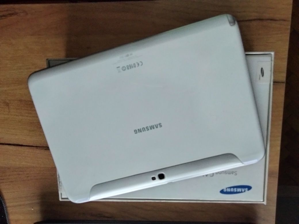 Планшет Samsung galaxy Note 10.1