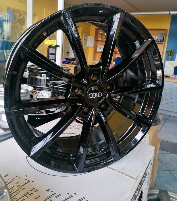 Felgi aluminiowe Audi czarne 19 cali 5x112