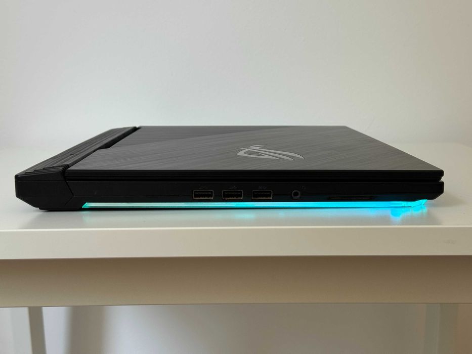 Laptop ASUS ROG Strix G15 G512LI-HN058 Black 2020