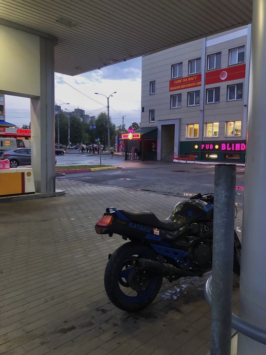 Обмен на машину или на другой мотоцыкл .suzuki gsx750f katana