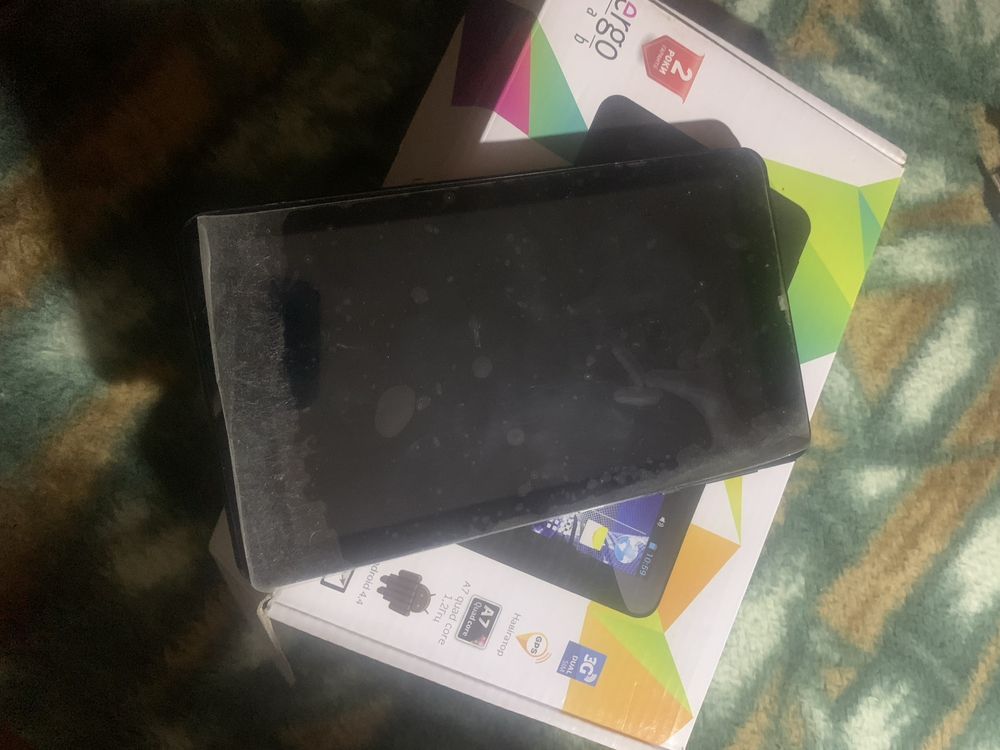 Продам неробочий Еrgo tab 3g