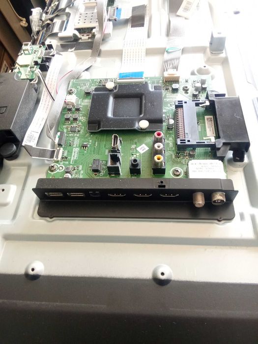Fonte e mainboard TV Hisense 43 polegadas - Conjunto 04
