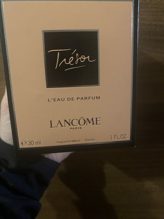 Tresor lancome perfumy nowe bez folii