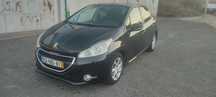 Peugeot 208 1.2 VTi- A partir de 113€/mês
