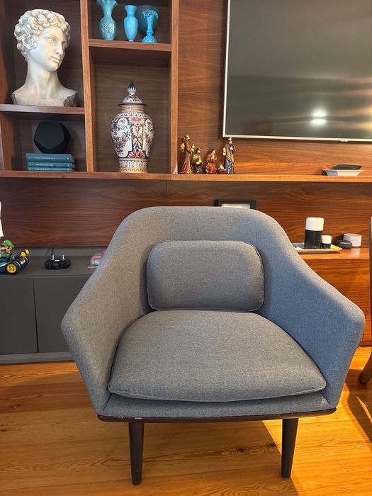 Poltrona cinza e preta Stellar Works