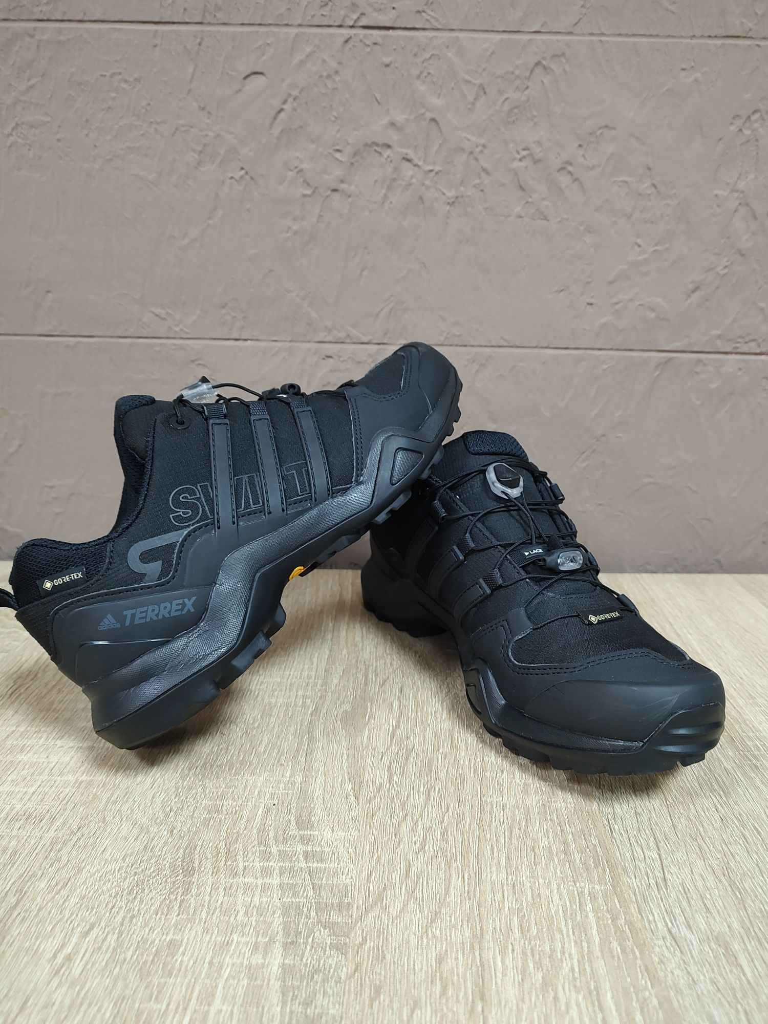 Adidas Terrex Swift R2 Gore Tex 40.5 p. Pegasus