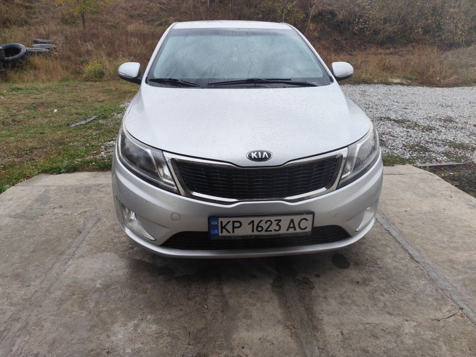 KIA RIO 2013г 1.6 в отличном состоянии