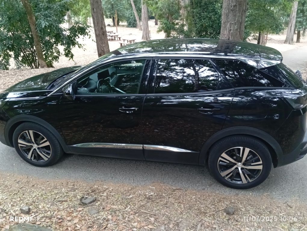 Peugeot 3008 híbrid dê 2022