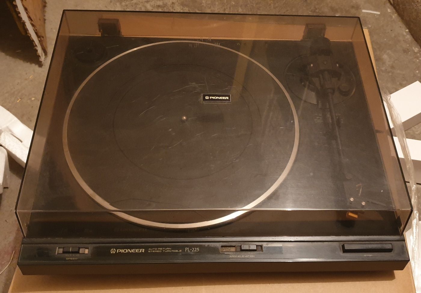 Gramofon Pioneer PL-225