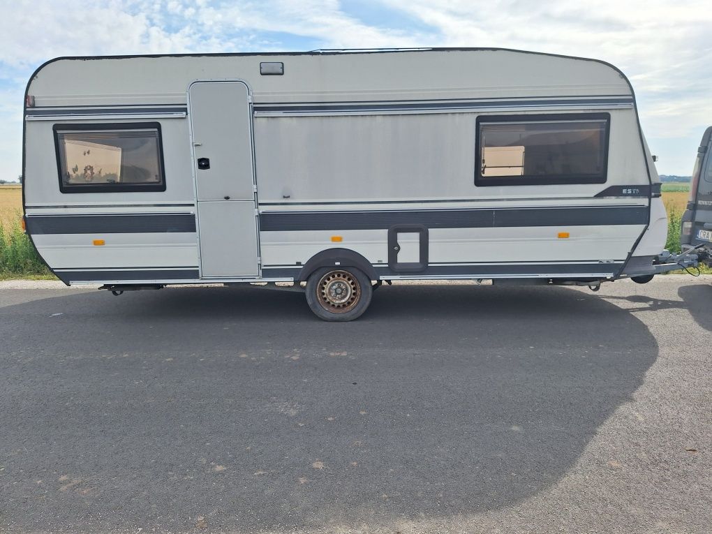 Camping przyczepa kempingowa kamper hobby