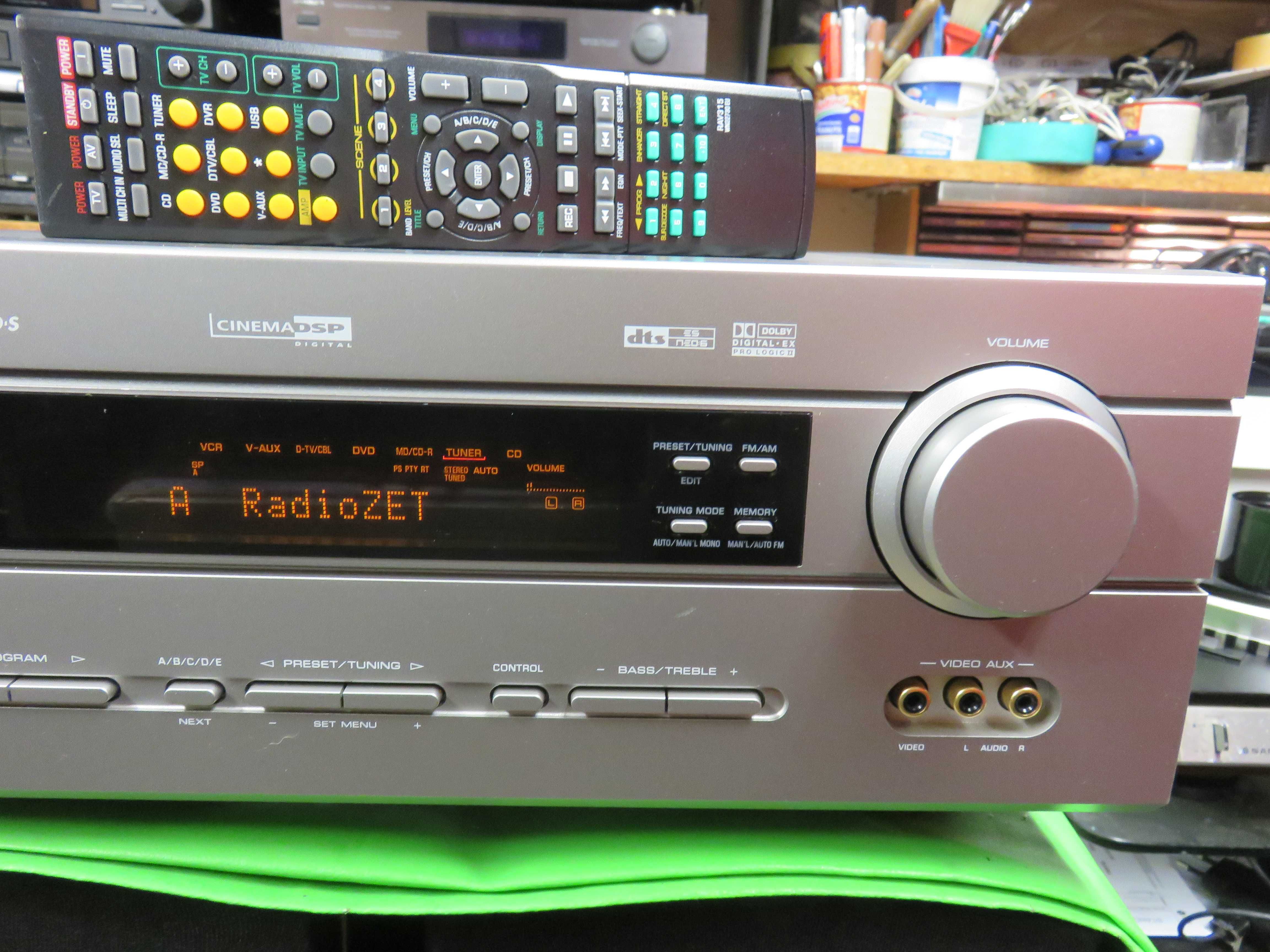 Amplituner Yamaha RX-V440RDS Pilot optyka