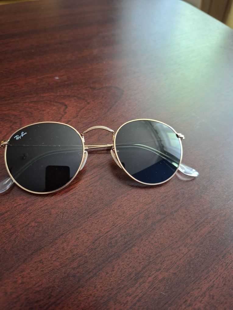 Ray-Ban RB 3447 Round Metal