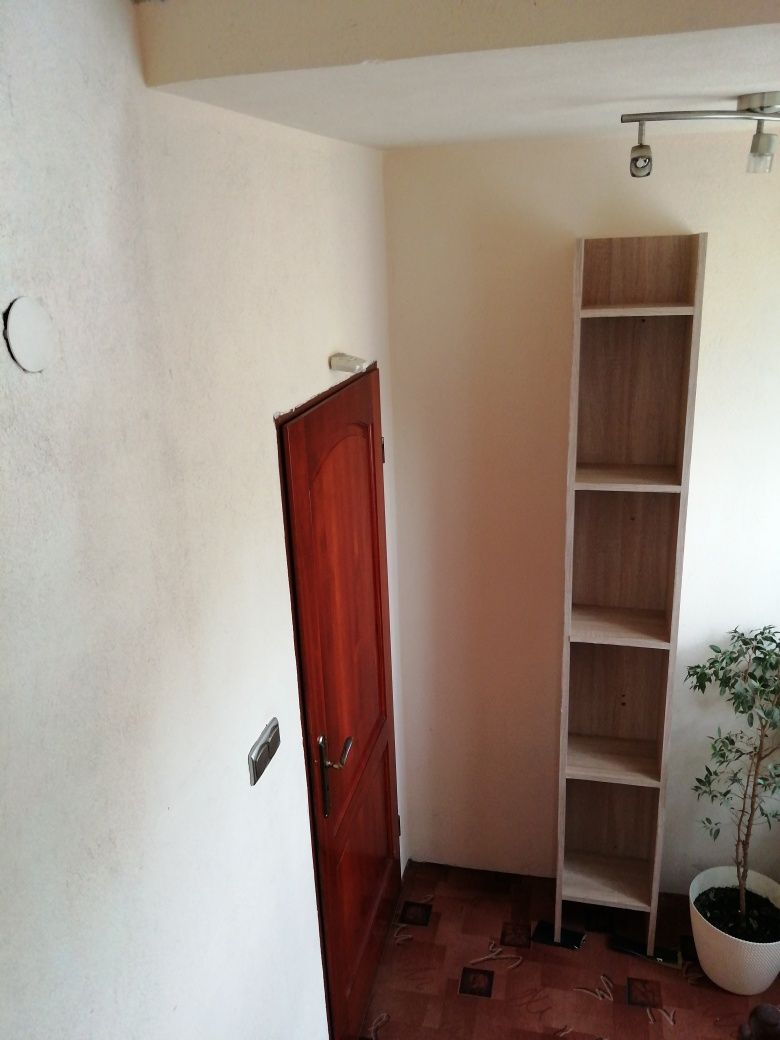 Sprzedam półkę bardzo solidnie wykonaną