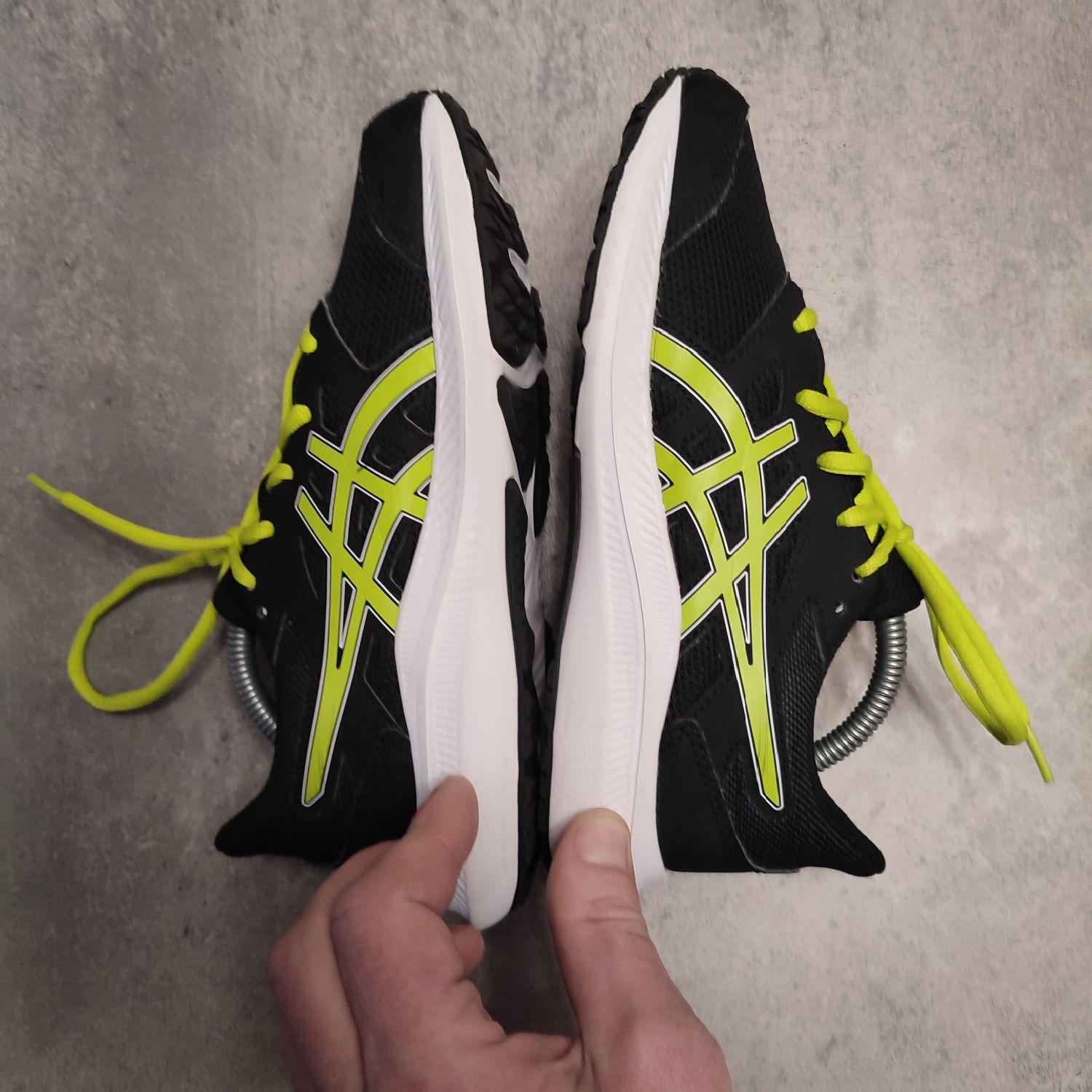 Дитячі кросівки Asics jolt4 size 37/23.5