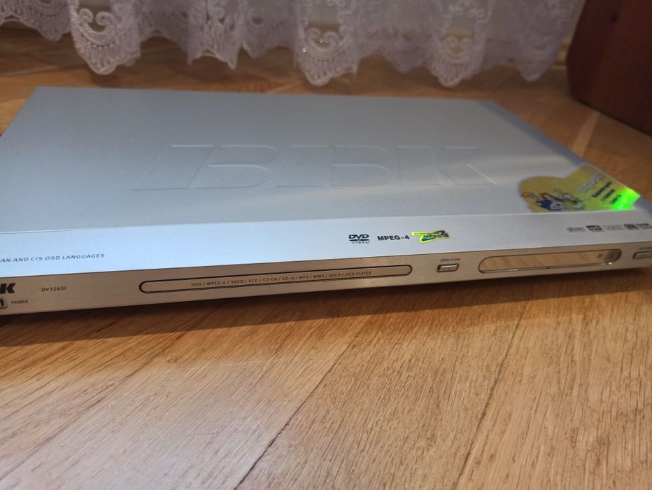 DVD-плеер BBK-DV 326 SI в робочому стані