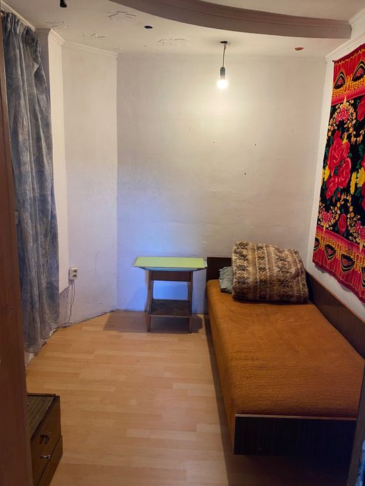 Здаю окрему кімнату 3300 грн по вул. Стеценка 30/7. Власник