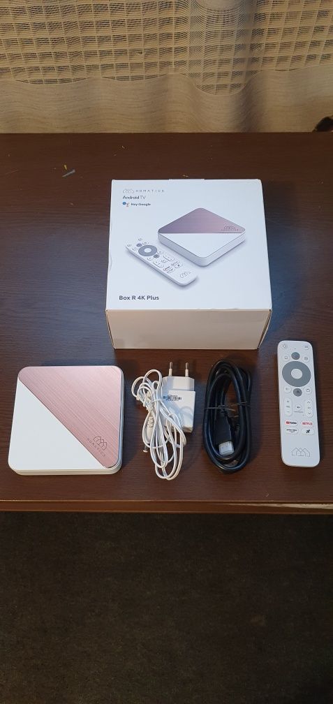 Медіаплеєр Homatics Box R 4K Plus 4/32.
Смарт приставка Homatics