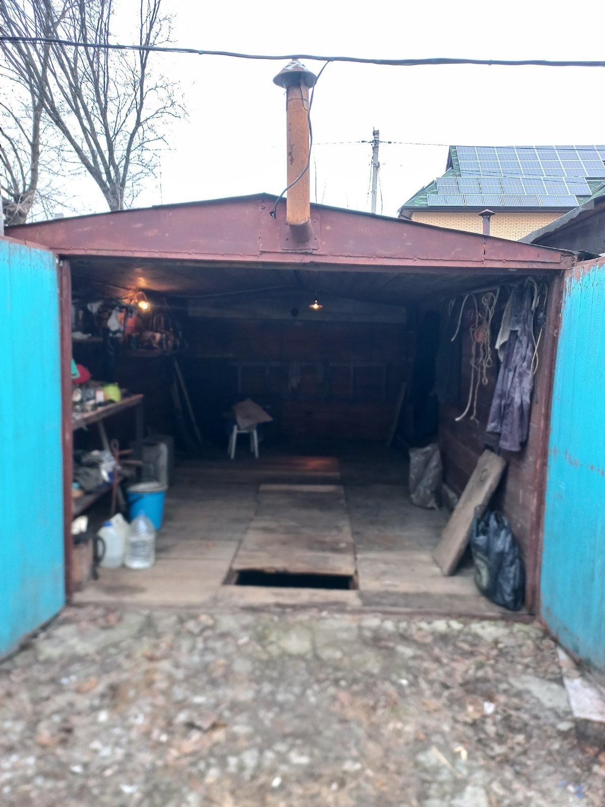 Продам металевий караж в автокооперативі 10А
