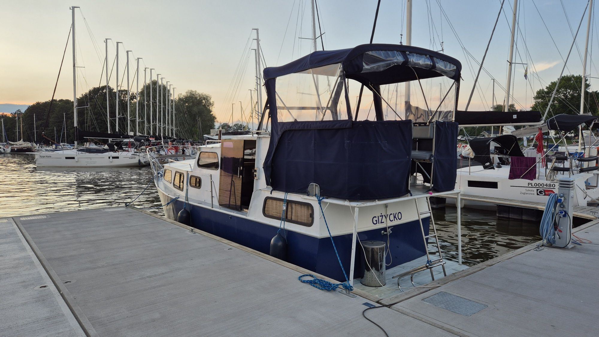 Jacht motorowy Mebo Cruiser 950